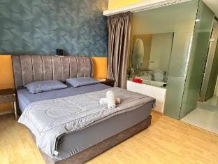 [NEW] Private Cinema+Jacuzzi @ KL City Apartment in Federal Territory of Kuala Lumpur