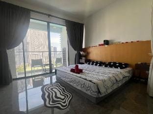 Jacuzzi & Cinema Movie Night @ KL Near MRT 1014 Apartment in Federal Territory of Kuala Lumpur