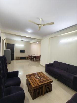 Fortune Home Service Apartment 3BHK, Sec-72, Noida Apartment in Noida