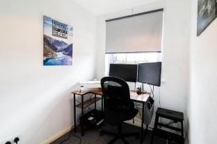 Polperro House - Stylish  Chic 2bed Hse Apartment in Orpington