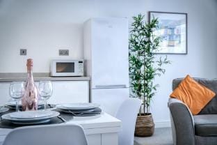 Bay View - 2 Bedroom Apartment - Tenby Apartment in Wales