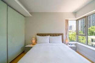 Tyms Modern 2BR 1 Living Room Suite in Xujiahui Apartment in Shanghai
