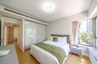 Tyms Modern 2BR 1 Living Room Apartment Near Metro Apartment in Shanghai