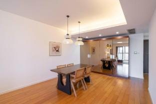 Tyms Elegant 2 Bedroom Apartment near Xujiahui Apartment in Shanghai