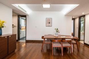 Tyms Premium 3 Bedroom 2 Bath Yongxin Century Apartment in Shanghai