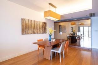 Tyms Spacious 2BR Apartment Xujiahui Center Apartment in Shanghai
