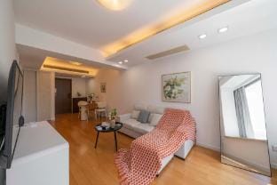 Tyms Modern 1BR 1 Living Apartment Yongxin Century Apartment in Shanghai