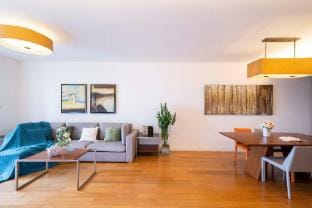 Tyms Modern 2BR Urban Apartment Yongxin Century Apartment in Shanghai