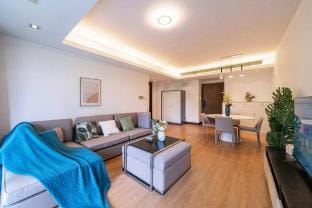 Tyms Modern 1 Bedroom Suite Apartment in Shanghai