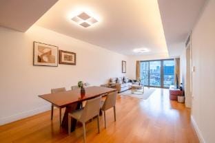 Tyms Family Friendly 2 Bedroom Apartment Xujiahui Apartment in Shanghai