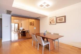 Tyms Family Friendly 2 Bedroom Apartment Xujiahui Apartment in Shanghai