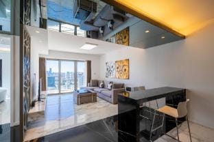 Tyms Bright 2BR 1 Living Room Suite Apartment in Shanghai