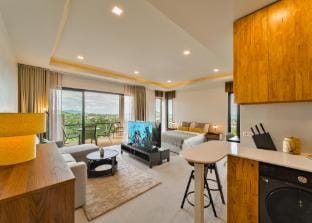 Panoramic Sea View | Chaweng Hill Modern Apartment Apartment in Ko Samui