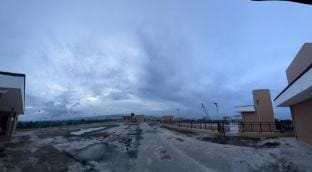 Near Mactan International airport Condo with Private Entrance and Shared Pool Apartment in Lapu-Lapu City