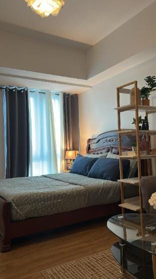 Cozy Studio Unit behind Abreeza Mall with Parking Apartment in Davao City