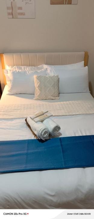 Megaworld staycation Makati,San Antonio residence Apartment in Pasay