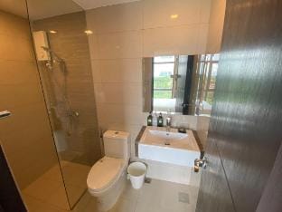 2 mins walk away to Okada Cozy Home stay - 6F Apartment in Pasay
