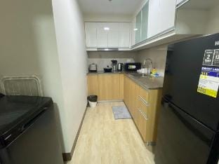 Bright Condo 2 mins to Okada near MOA-6H Apartment in Pasay