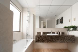 Elegant 2 Bedroom with Breathtaking Cityscape Apartment in Dubai