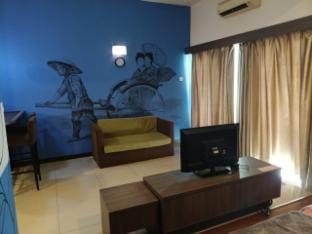 Bayou Lagoon Waterpark Free 2 Entry by Adara Luxe Apartment in Malacca