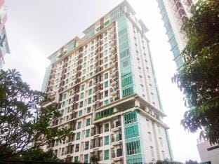 Basic Studio Woodland Park Residence By Travelio Apartment in South Jakarta City