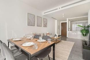 Spacious 2BR in The Crest with pool and gym Apartment in Dubai