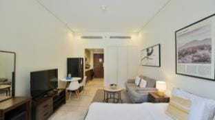 Park Vista-Infinity Pool View Apartment in Dubai