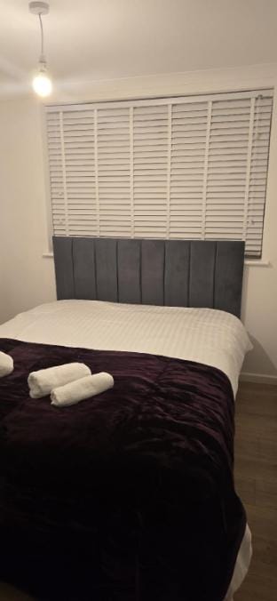 SAV 1 Bed Flat Near Watford Town  Apartment in Watford