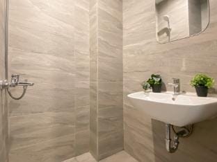 Studio near BINUS at Collins Boulevard By Travelio Apartment in West Java