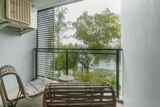 Cassia Exclusive Lake View Condo, Bang Tao Beach Apartment in Choeng Thale