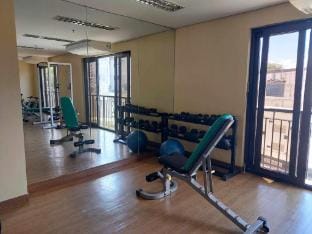 The Stayhaus by Dan & Steph ? Apartment in Las Pinas