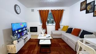 Free Parking | Cosy City Flat l Sleeps 4 l WI-FI Apartment in Birmingham