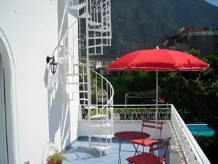YourHome - Villa Sorrento Apartment in Piano di Sorrento
