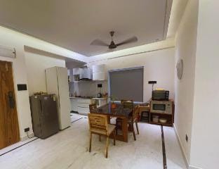 3BHK+Terrace+Car Park+Elevator+centrally located Apartment in Kolkata