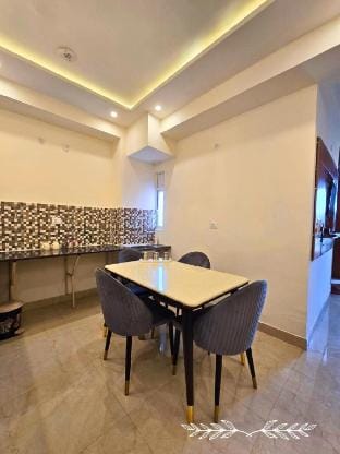 Serene HKO Vrindavan Stay 1bhk (centrally located) Apartment in Uttar Pradesh