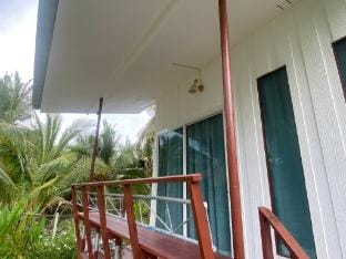 Bดูเป็นคนสะอาดๆเรียบร้อยๆแต่โรงแมนติก Country House in Thailand