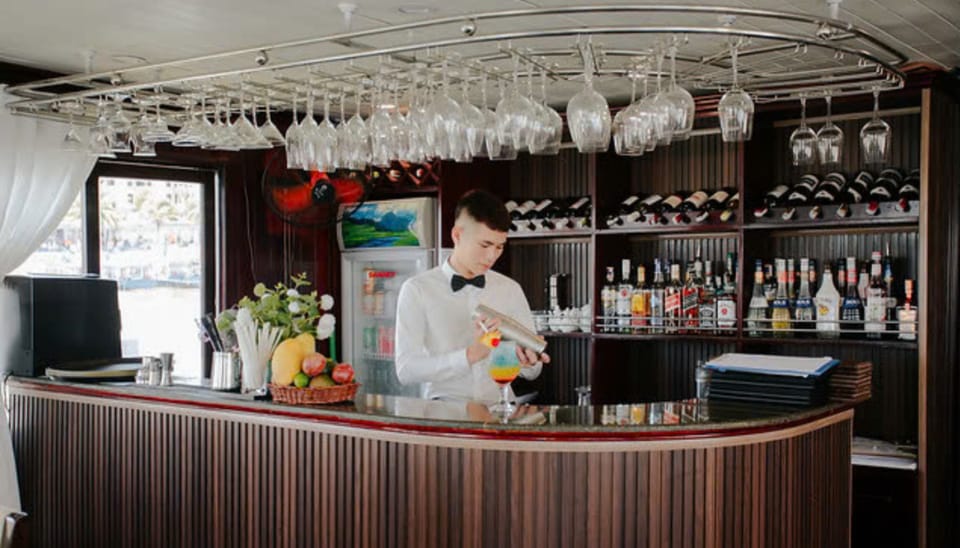 Viet Sails Cruise Hotel in Laos