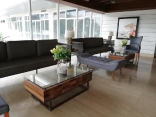 Relaxing Home w/Balcony+Wi-FI &Netflix @SMDC Cool Vacation rental in Tagaytay