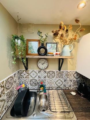 #11 Impressive and Spacious Studio Sleeps 4 Vacation rental in Birmingham