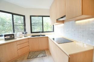 K4 Seaview Hillside Home, 3BR + Maid Room Vacation rental in Chon Buri Changwat