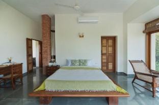 SaffronStays Pride Rock: Hilltop 3BR Veg Villa Vacation rental in Alibag