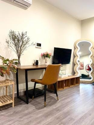 Studio S207 Vinhomes Ocean Park Vacation rental in Laos