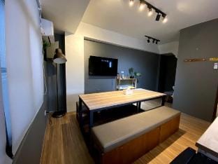 Pier-2溝頂民宿_高雄鹽埕駁二_四房包棟民宿(可住12人) Vacation rental in Kaohsiung