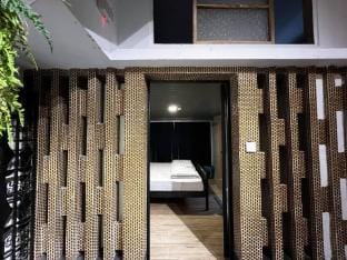 Hellohouse你好哇寓所_高雄鹽埕駁二_六間套房包棟民宿(最多可住22人) Vacation rental in Kaohsiung