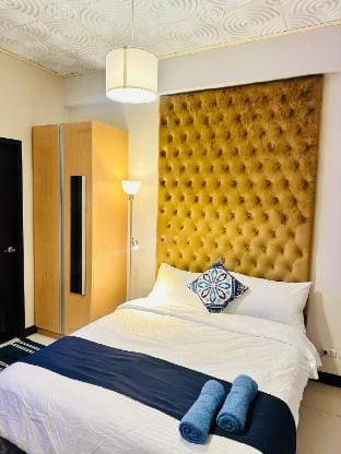We Vibe, 101 Newport Blvd near the airport NAIA 3 Vacation rental in Pasay