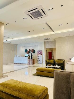 We Vibe, 101 Newport Blvd near the airport NAIA 3 Vacation rental in Pasay