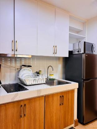 * * OS 1 Stylish 2BR Escape Vacation rental in Iloilo City