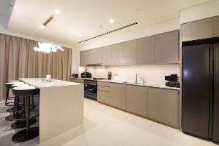 3BR Elegance with Unmatched Burj & Fountain Views Vacation rental in Dubai