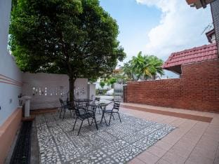 Cozy-Sj-Family Holidays/Work/BBQ/Tea-Ceremony Vacation rental in Subang Jaya