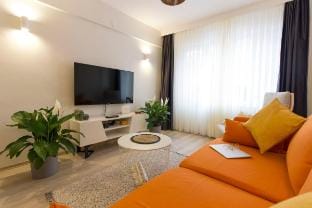 Fully Renovated 2BR in Prime Location in Moda Vacation rental in Istanbul